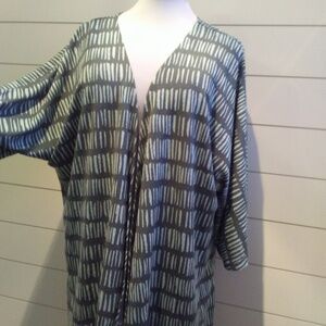 LuLaRoe Knit Cardigan Open Front Kimono Style Size L